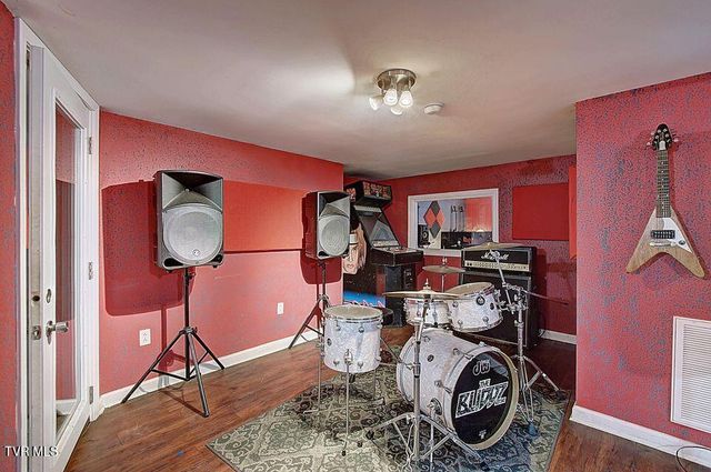 329 Old Stage Trail, Bristol, TN 37620