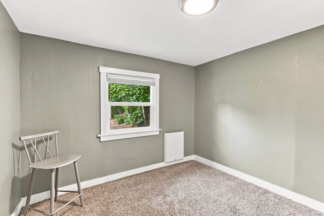 907 E 30th Ave, Spokane, WA 99203
