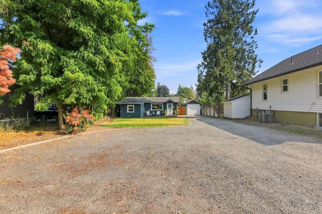 907 E 30th Ave, Spokane, WA 99203