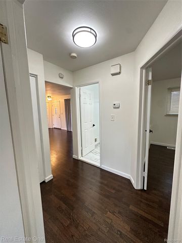4348 Martin, Warren, MI 48092