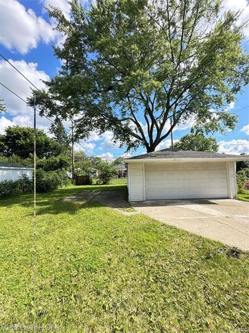 4348 Martin, Warren, MI 48092