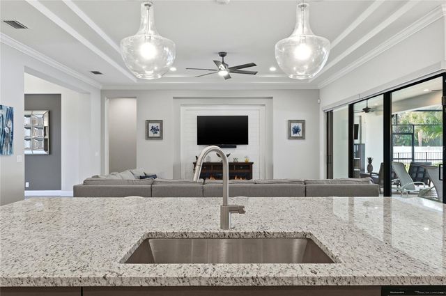 4462 EMERALD PALMS LANE, Winter Haven, FL 33884