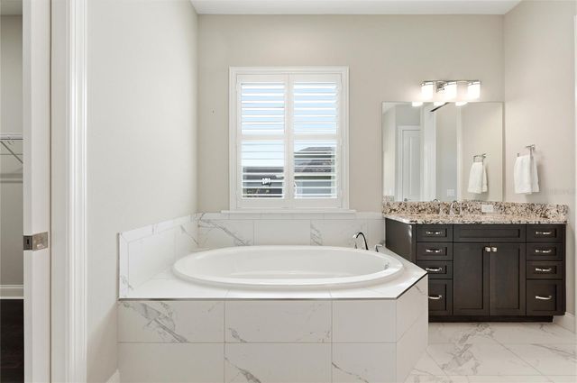 4462 EMERALD PALMS LANE, Winter Haven, FL 33884