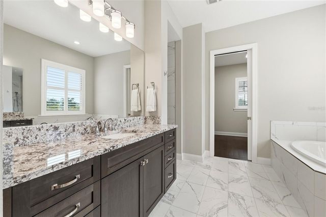 4462 EMERALD PALMS LANE, Winter Haven, FL 33884