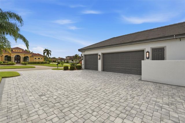 4462 EMERALD PALMS LANE, Winter Haven, FL 33884