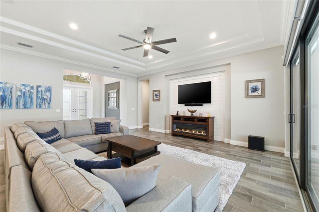 4462 EMERALD PALMS LANE, Winter Haven, FL 33884