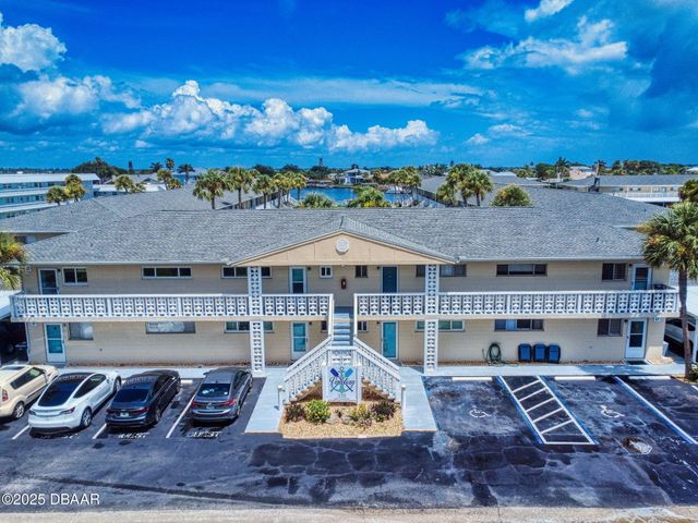 335 N Causeway Apt E5, New Smyrna Beach, FL 32169
