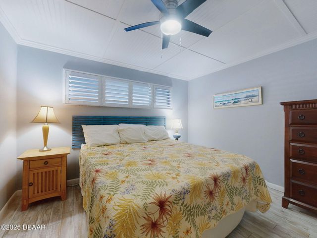 335 N Causeway Apt E5, New Smyrna Beach, FL 32169