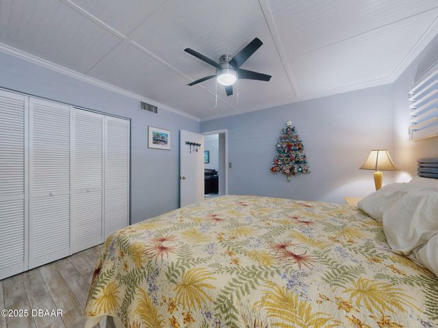 335 N Causeway Apt E5, New Smyrna Beach, FL 32169
