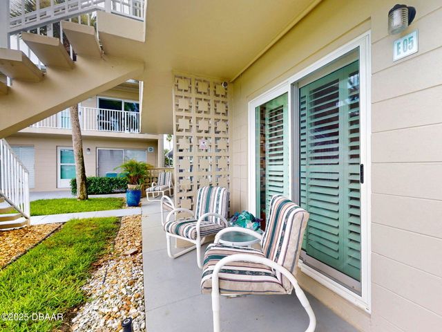 335 N Causeway Apt E5, New Smyrna Beach, FL 32169