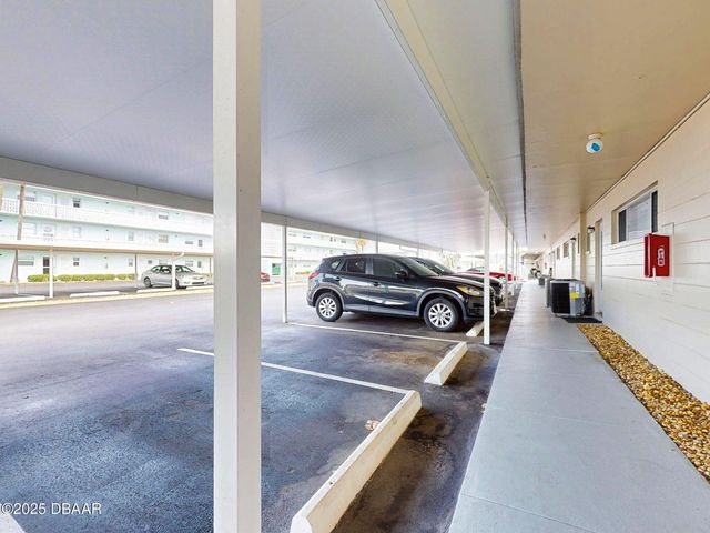 335 N Causeway Apt E5, New Smyrna Beach, FL 32169