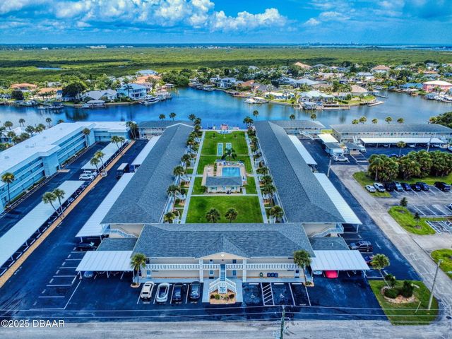 335 N Causeway Apt E5, New Smyrna Beach, FL 32169
