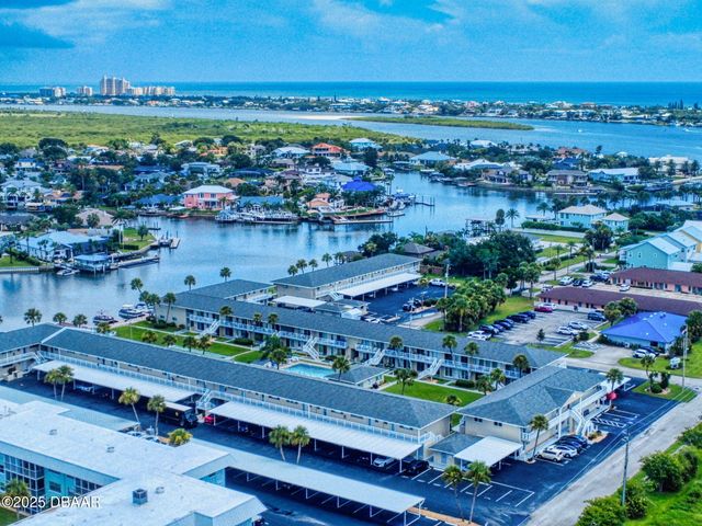 335 N Causeway Apt E5, New Smyrna Beach, FL 32169