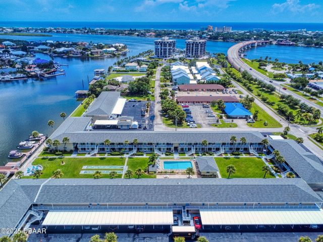 335 N Causeway Apt E5, New Smyrna Beach, FL 32169