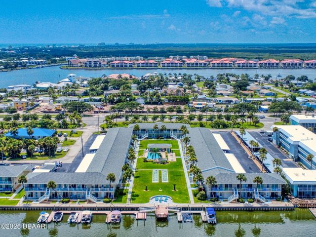 335 N Causeway Apt E5, New Smyrna Beach, FL 32169