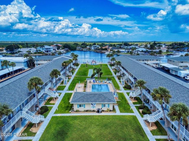 335 N Causeway Apt E5, New Smyrna Beach, FL 32169