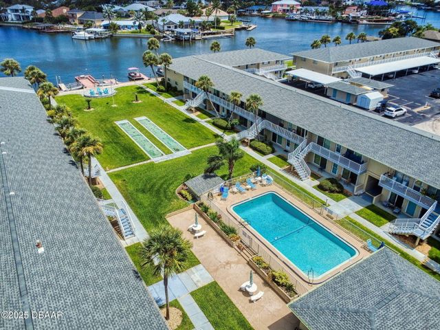 335 N Causeway Apt E5, New Smyrna Beach, FL 32169