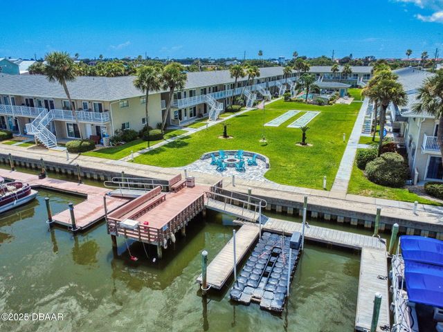 335 N Causeway Apt E5, New Smyrna Beach, FL 32169