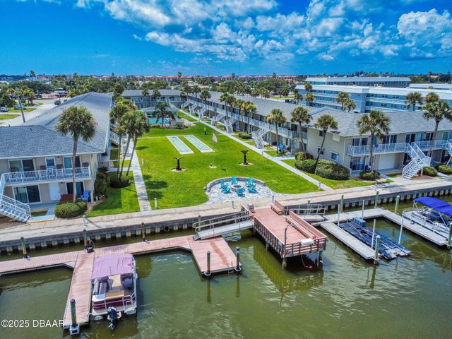 335 N Causeway Apt E5, New Smyrna Beach, FL 32169