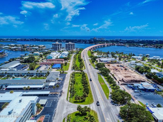 335 N Causeway Apt E5, New Smyrna Beach, FL 32169