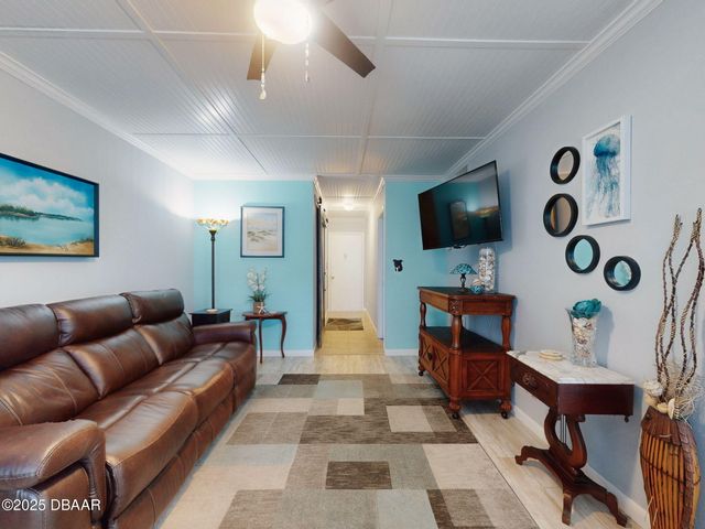 335 N Causeway Apt E5, New Smyrna Beach, FL 32169