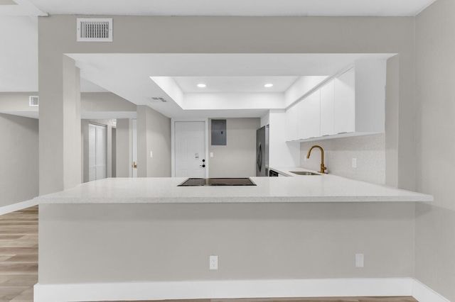 4281 NW 76th Avenue, Davie, FL 33328