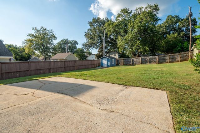 1015 Ward Avenue NE, Huntsville, AL 35801
