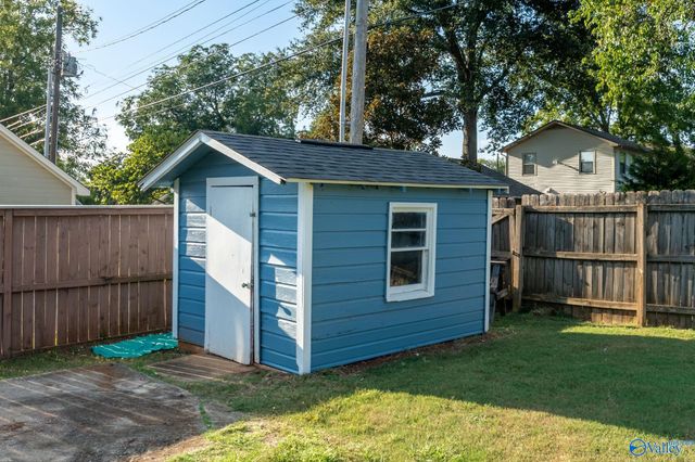 1015 Ward Avenue NE, Huntsville, AL 35801