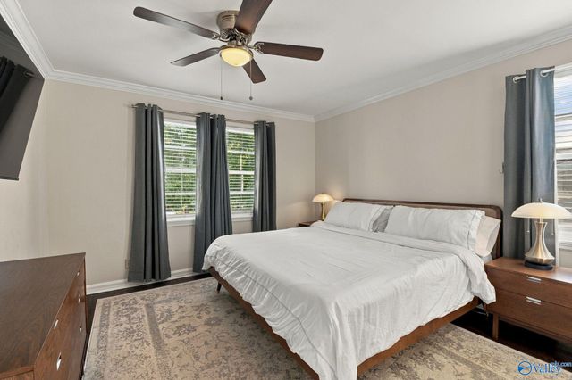 1015 Ward Avenue NE, Huntsville, AL 35801