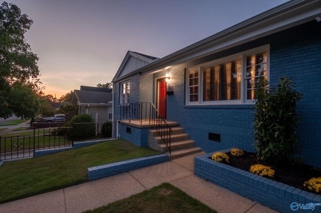 1015 Ward Avenue NE, Huntsville, AL 35801