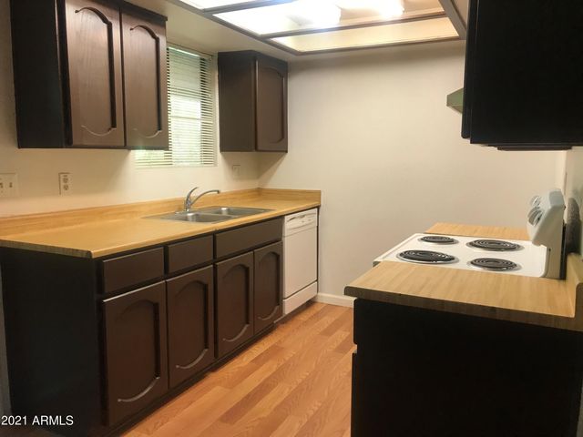 3131 W COCHISE Drive 222, Phoenix, AZ 85051