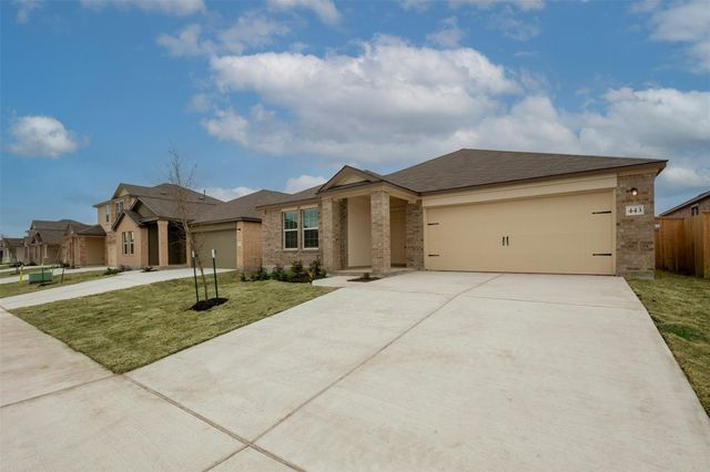 443 Sebring CIR, Hutto, TX 78634