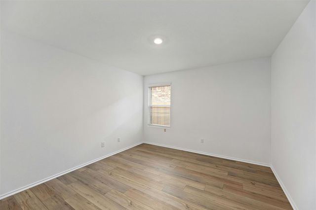 443 Sebring CIR, Hutto, TX 78634