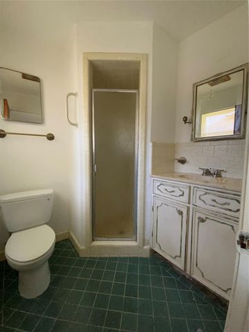 405 Azalea Drive, Baytown, TX 77520