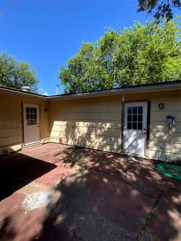 405 Azalea Drive, Baytown, TX 77520