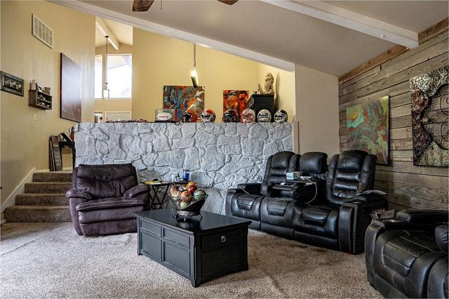 8301 Willow Creek Boulevard, Oklahoma City, OK 73162