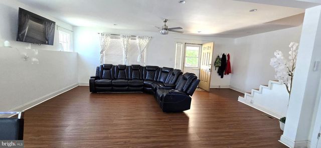 257 E JACKSON ST, York, PA 17403