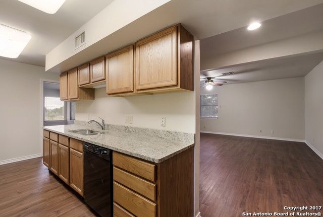 824 Terrell Rd, San Antonio, TX 78209