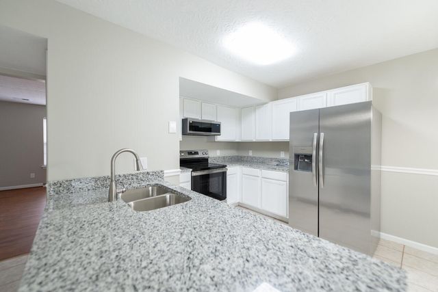 3696 Arbor Drive 1, Lexington, KY 40517