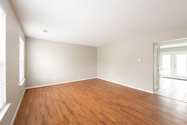 3696 Arbor Drive 1, Lexington, KY 40517