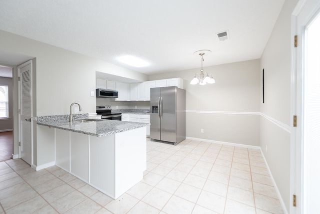 3696 Arbor Drive 1, Lexington, KY 40517