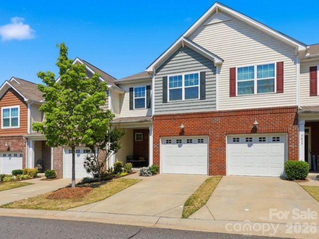 7431 Calhoun Falls Drive, Rock Hill, SC 29732