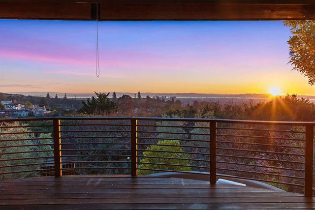 6189 Contra Costa Road, Oakland, CA 94618