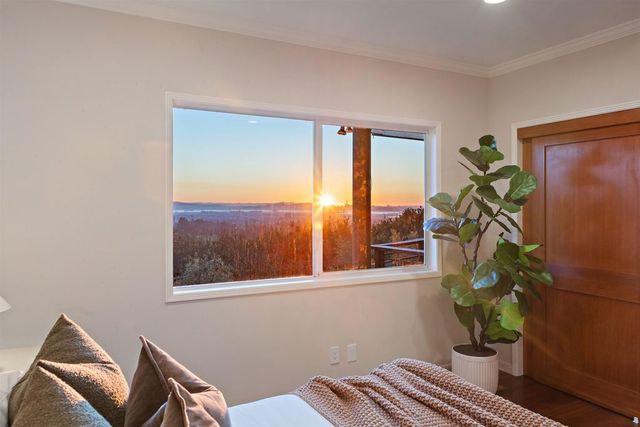 6189 Contra Costa Road, Oakland, CA 94618