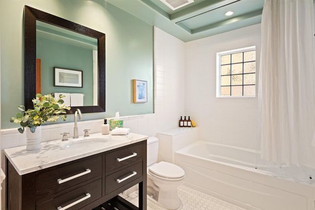 6189 Contra Costa Road, Oakland, CA 94618