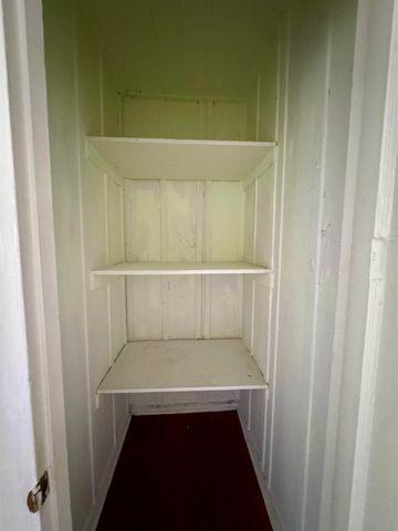 1700 Okana St, Kualapuu, HI 96757