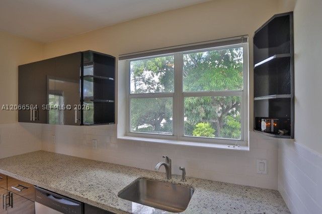 47 Sidonia Ave 47, Coral Gables, FL 33134