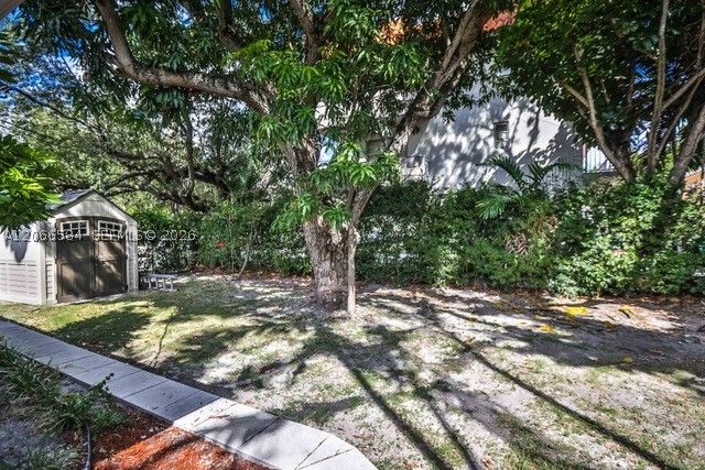 47 Sidonia Ave 47, Coral Gables, FL 33134