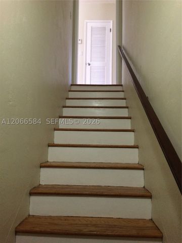 47 Sidonia Ave 47, Coral Gables, FL 33134