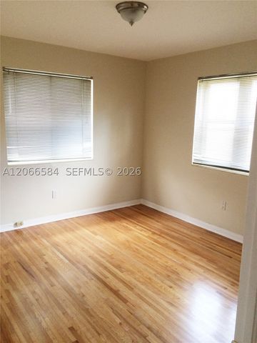 47 Sidonia Ave 47, Coral Gables, FL 33134